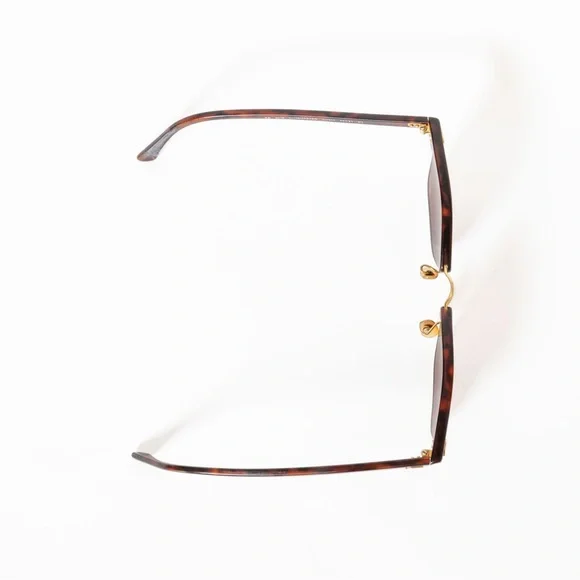 SOLD - Ray-Ban RB3016 Clubmaster W0366 Tortoise Gold 49mm Frame - Picture 8 of 16